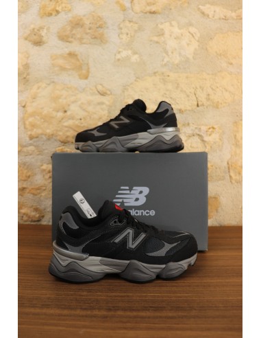 New Balance NB 9060 Black Les êtres humains sont 